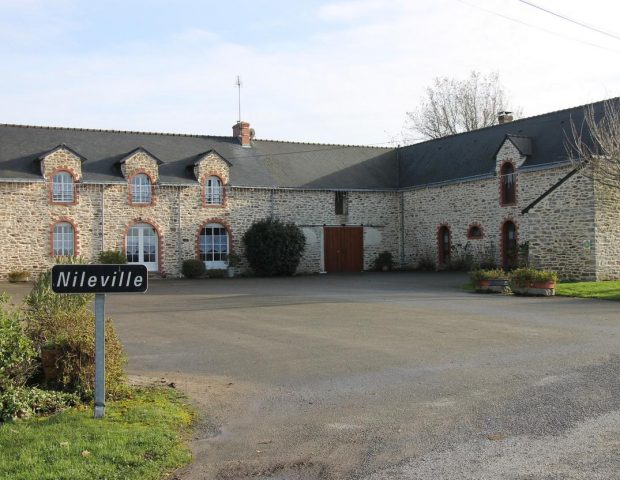 CIVEL Anne – Gîte Kermaen – Saint Dolay – Morbihan