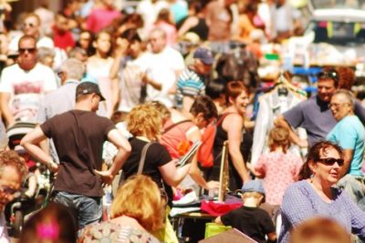 Vide-grenier et braderie des commerçants Rochois