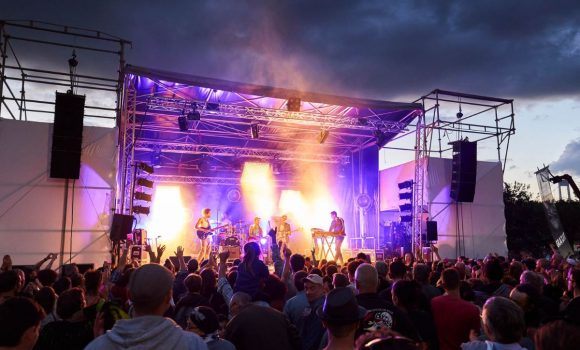 Festivals dans le Morbihan : notre agenda pour faire la fête cet été ☀️
