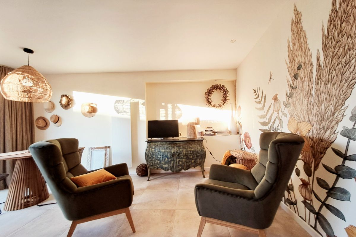 Une douce lumière vous réveille dans votre location en Bretagne Sud.